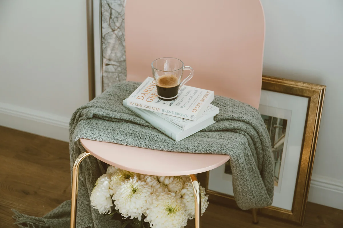 10 Books That Made Me Fall Back In Love With Reading
 cover image
