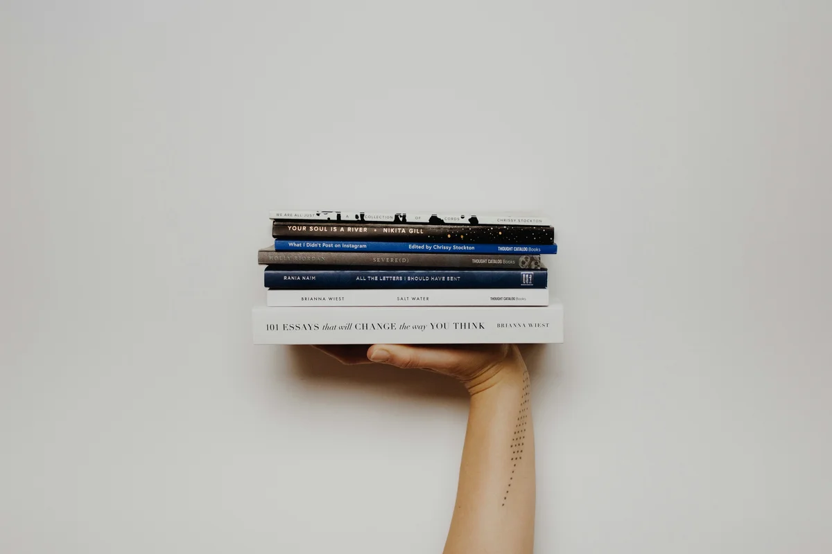 July 2025 Reading Wrap Up: 15 Book Reviews Across Fantasy, Romance, Horror & More cover image